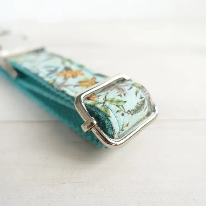 Golden Retriever Flower Collar - Sizes Xs To Xl - Gazebo Pet Hub