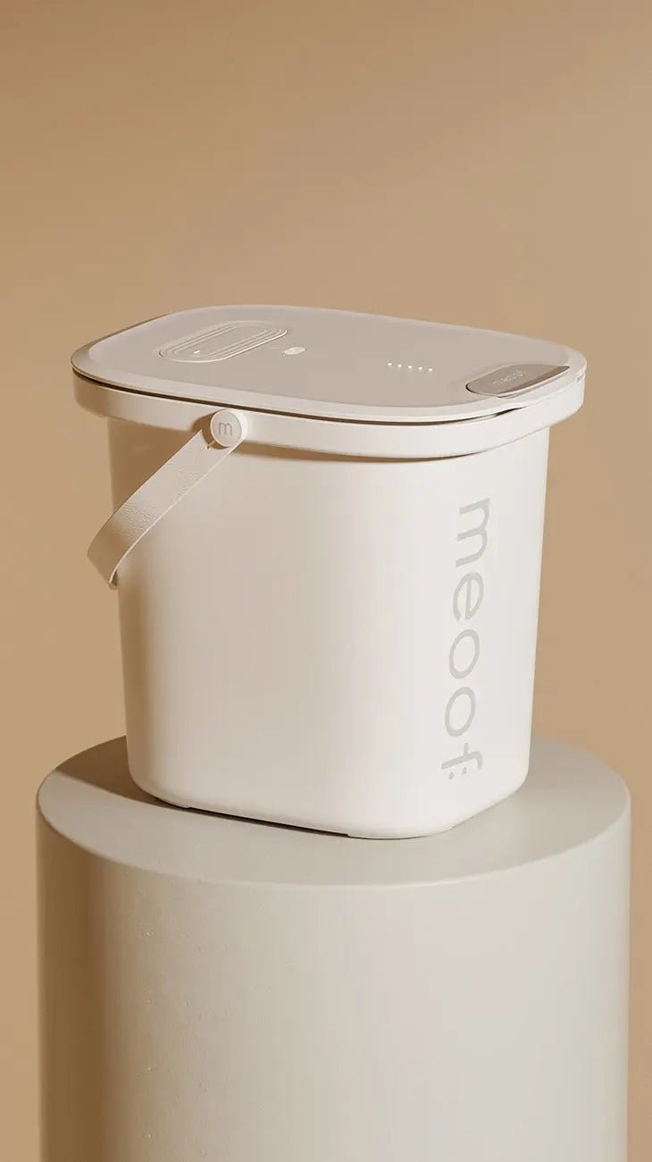 Smart Vacuum 13L Cream Pet Food Container - Gazebo Pet Hub